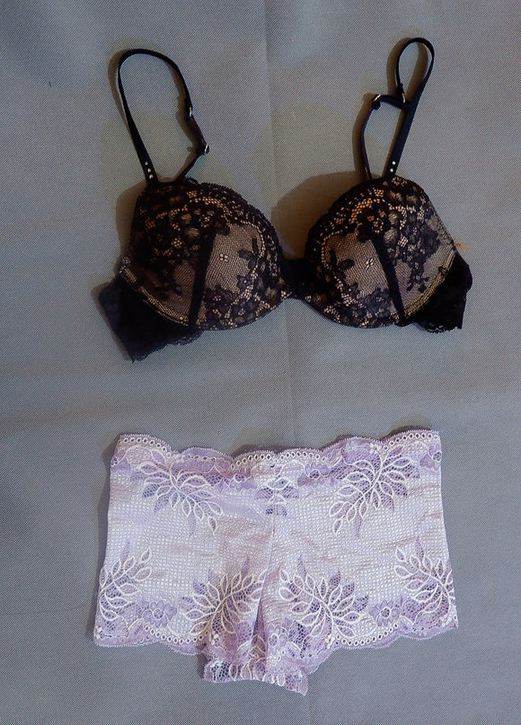 32B Push bra with matching gift ( Underwear )