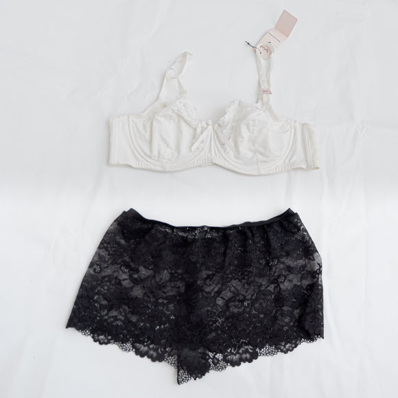 Push up bra size 38 C with Gift ,matching lace skirt